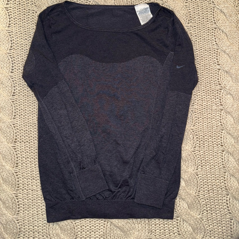 Nike dri fit women’s long sleeve active‎ shirt